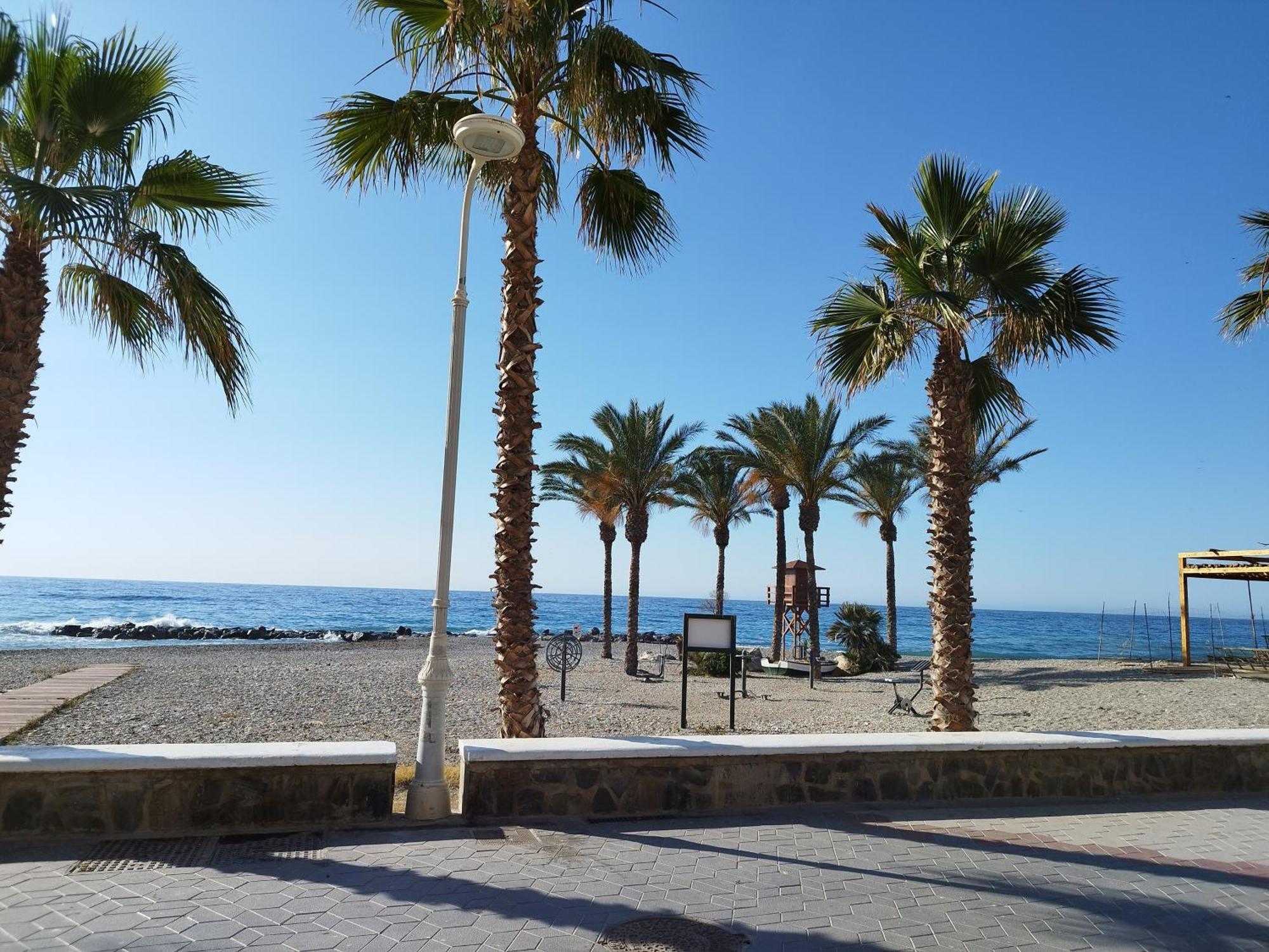 Piso Primera Linea De Playa Кастел де Феро Екстериор снимка